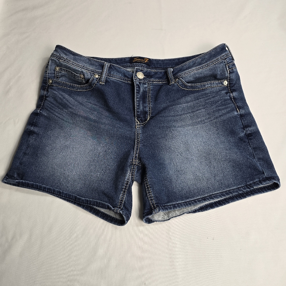 Seven Blue Jean Shorts Dark Wash Size 16 Seven7